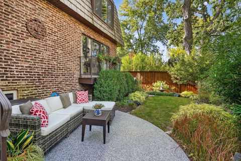 Tiny photo for 1403 SHERIDAN Road, Wilmette, IL 60091 (MLS # 12530216)