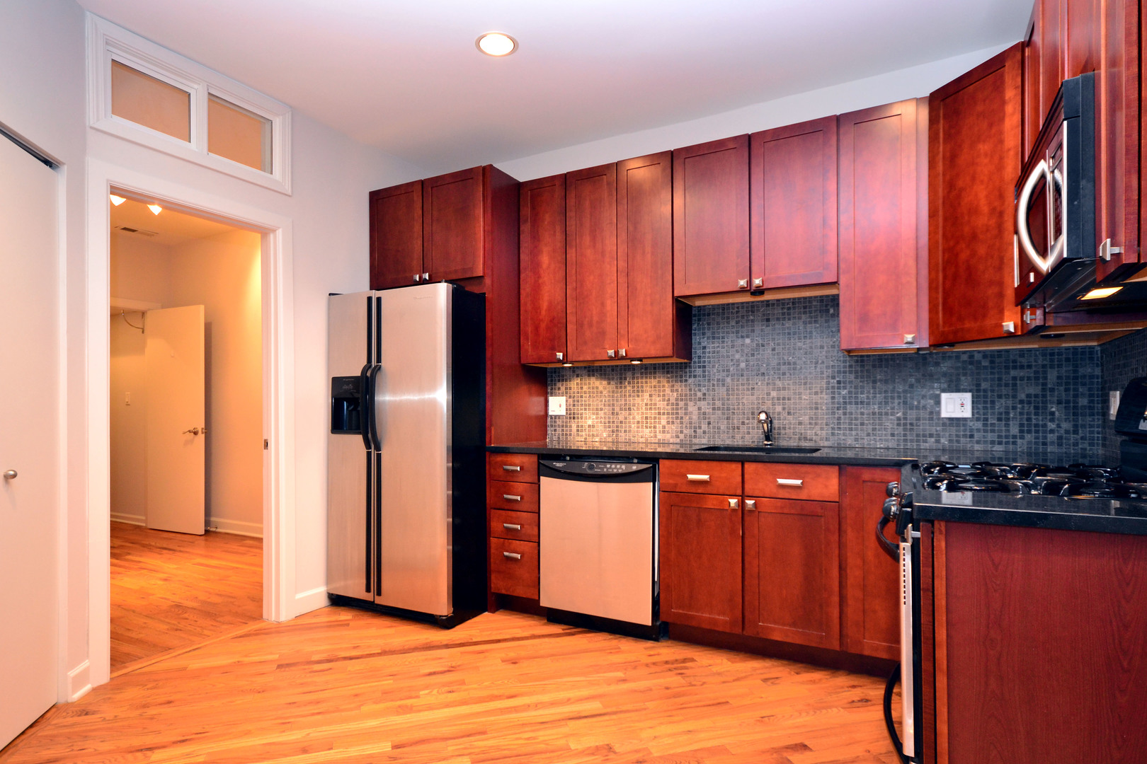 1119 W Grand Avenue 1