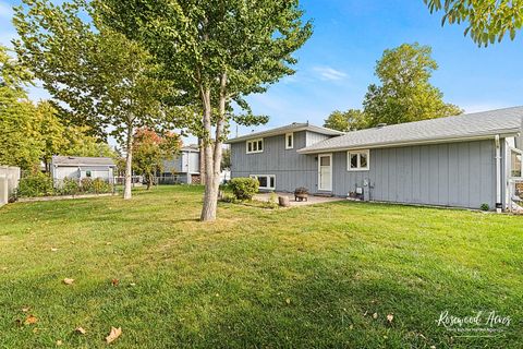 Tiny photo for 519 Sean Drive, Shorewood, IL 60404 (MLS # 12495501)
