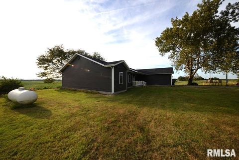 Tiny photo for 17359 Log Cabin Road, Ewing, IL 62836 (MLS # EB459497)