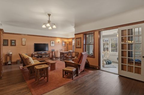 Tiny photo for 139 N Ridgeland Avenue #2, Oak Park, IL 60302 (MLS # 12574304)