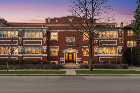 Tiny photo for 139 N Ridgeland Avenue #2, Oak Park, IL 60302 (MLS # 12574304)