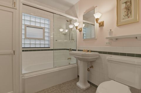 Tiny photo for 139 N Ridgeland Avenue #2, Oak Park, IL 60302 (MLS # 12574304)