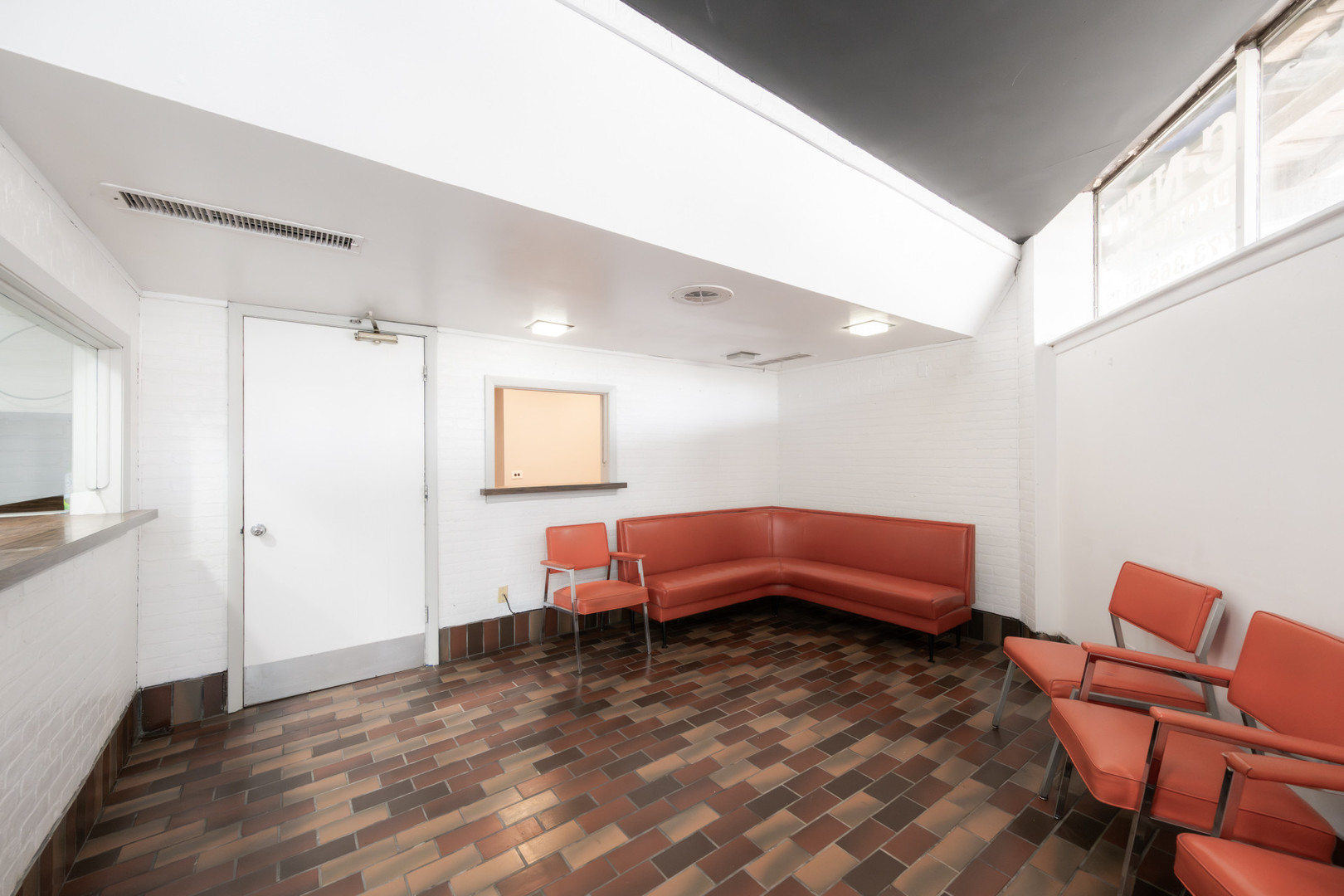 2815 N Kimball Avenue