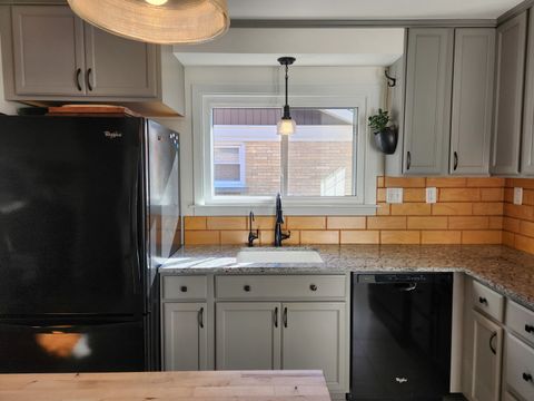 Tiny photo for 835 MCKINLEY Avenue, Mundelein, IL 60060 (MLS # 12457399)