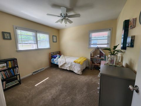 Tiny photo for 835 MCKINLEY Avenue, Mundelein, IL 60060 (MLS # 12457399)