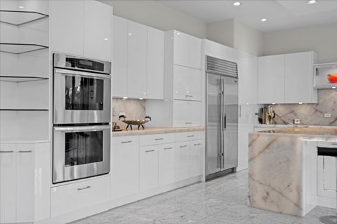 Tiny photo for 920 St Stephens Green Grn, Oak Brook, IL 60523 (MLS # 12548201)