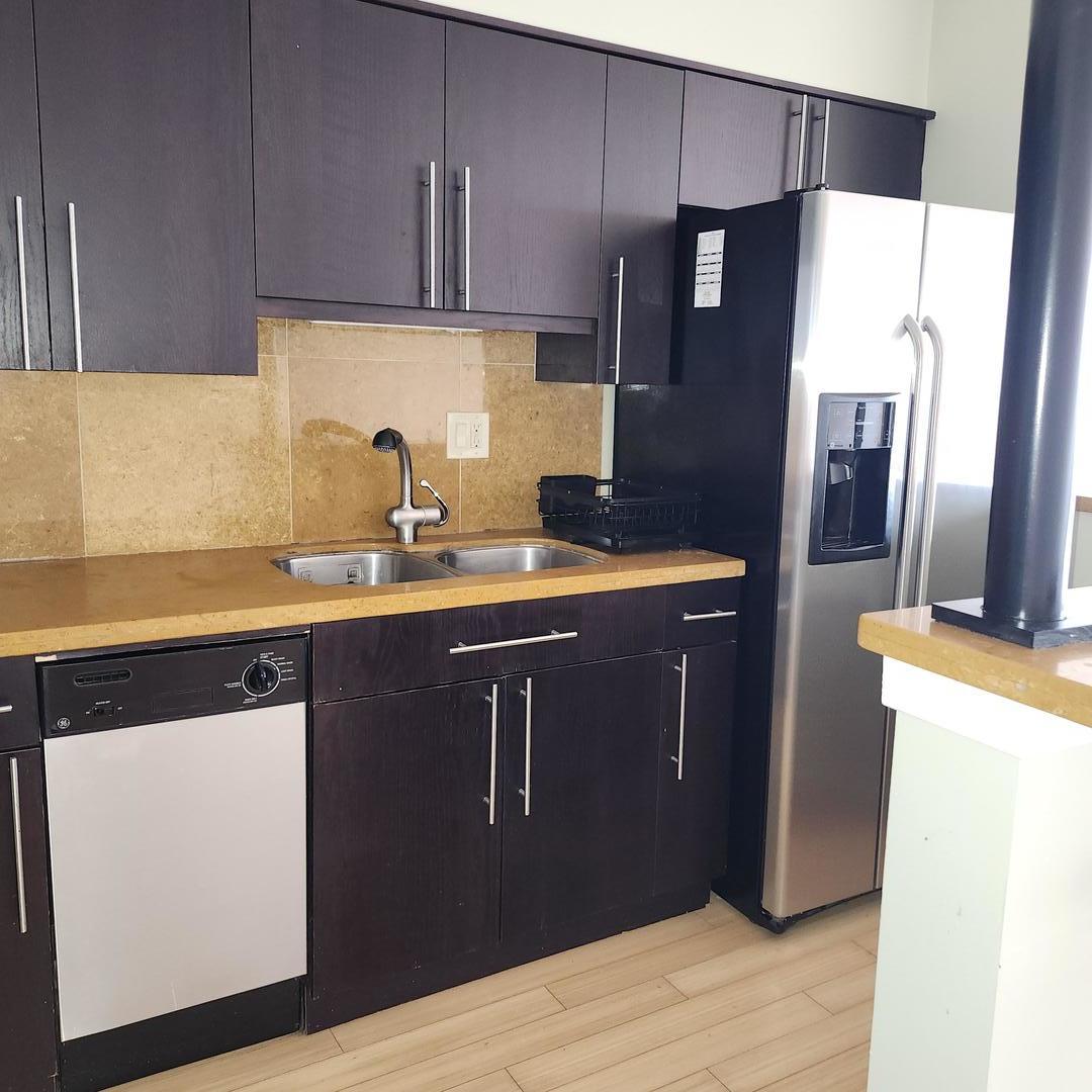 175 E Delaware Place 4707