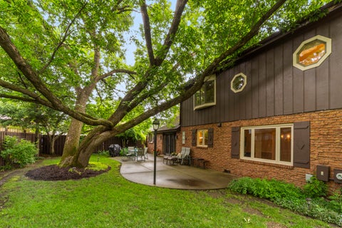 Tiny photo for 415 N Shepherd Hill Lane, McHenry, IL 60050 (MLS # 12673260)