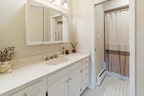 Tiny photo for 415 N Shepherd Hill Lane, McHenry, IL 60050 (MLS # 12673260)