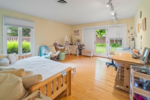 Tiny photo for 415 N Shepherd Hill Lane, McHenry, IL 60050 (MLS # 12673260)