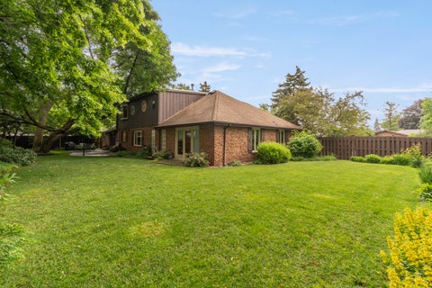 Tiny photo for 415 N Shepherd Hill Lane, McHenry, IL 60050 (MLS # 12673260)