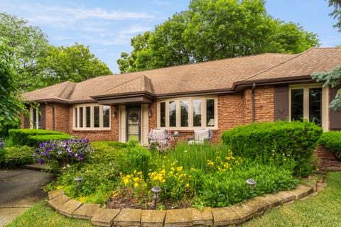 Photo of 415 N Shepherd Hill Lane, McHenry, IL 60050 (MLS # 12673260)