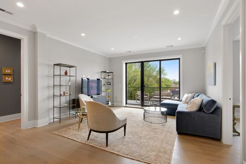 Tiny photo for Chicago, IL 60613 (MLS # 12600331)