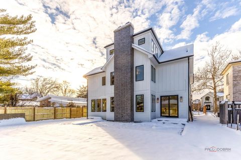 Tiny photo for 408 Beverly Drive, Wilmette, IL 60091 (MLS # 12531890)