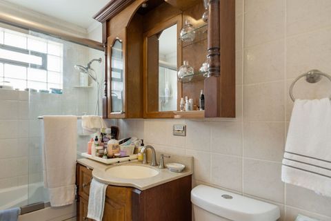 Tiny photo for 135 Ridge Avenue #1W, Evanston, IL 60202 (MLS # 12582549)