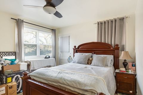 Tiny photo for 135 Ridge Avenue #1W, Evanston, IL 60202 (MLS # 12582549)