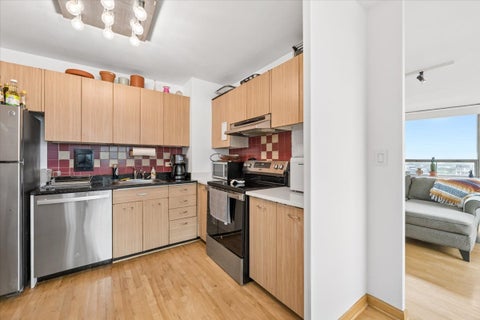 Tiny photo for 5701 N Sheridan Road #12B, Chicago, IL 60660 (MLS # 12736194)
