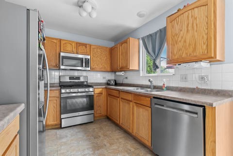 Tiny photo for 1718 Mountain Ridge Pass, Plainfield, IL 60586 (MLS # 12709275)