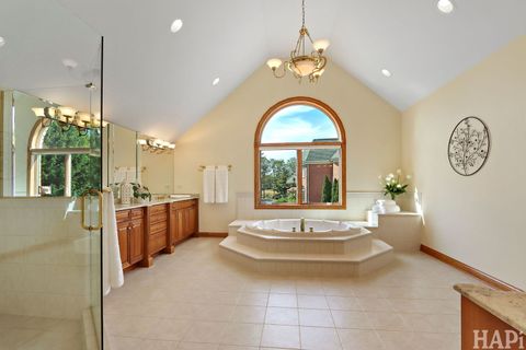 Tiny photo for 39 Forest Lane, South Barrington, IL 60010 (MLS # 12501445)