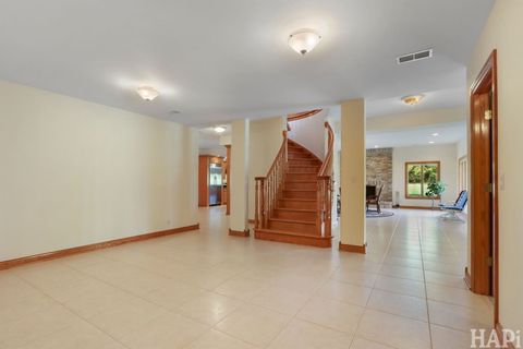 Tiny photo for 39 Forest Lane, South Barrington, IL 60010 (MLS # 12501445)