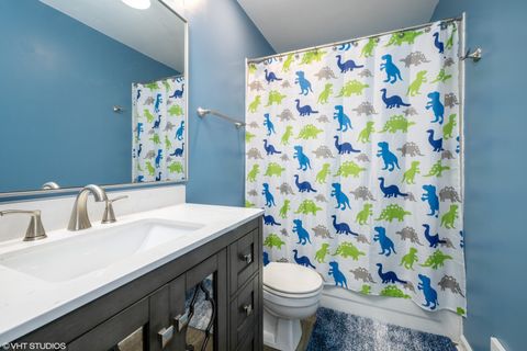 Tiny photo for 1196 Hummingbird Lane, Grayslake, IL 60030 (MLS # 12686565)