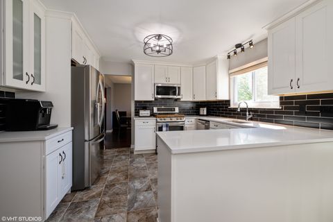 Tiny photo for 1196 Hummingbird Lane, Grayslake, IL 60030 (MLS # 12686565)