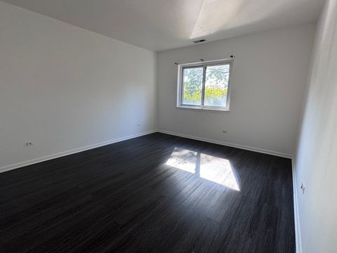 Tiny photo for 1785 W Algonquin Road #2A, Mount Prospect, IL 60056 (MLS # 12426985)