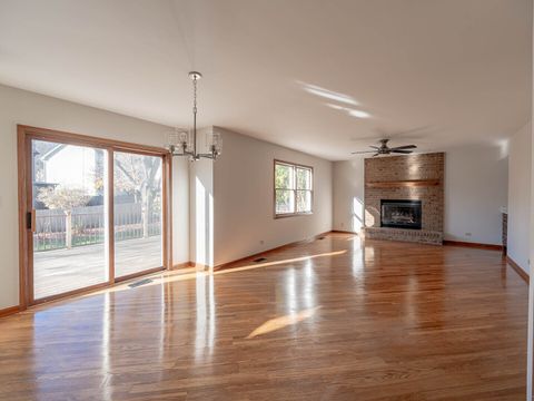 Tiny photo for 1104 Thatcher Trail, West Dundee, IL 60118 (MLS # 12516009)