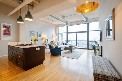 Tiny photo for 1530 S State Street #1127, Chicago, IL 60605 (MLS # 12618091)