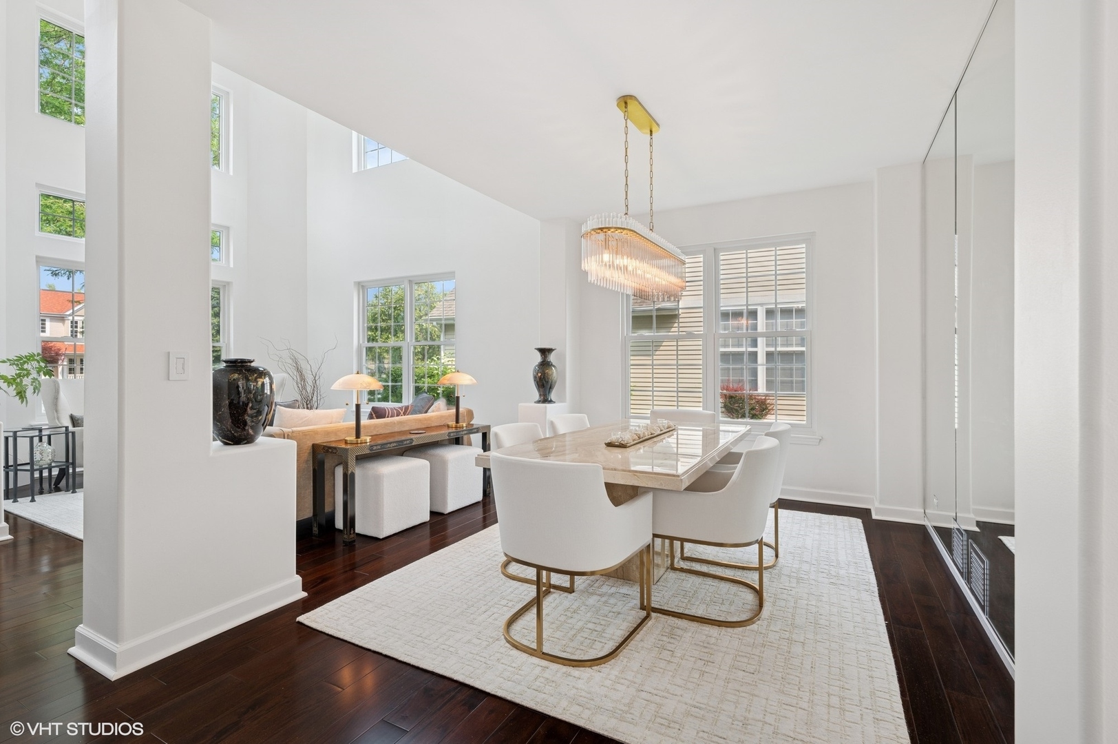 1085 Village Lane