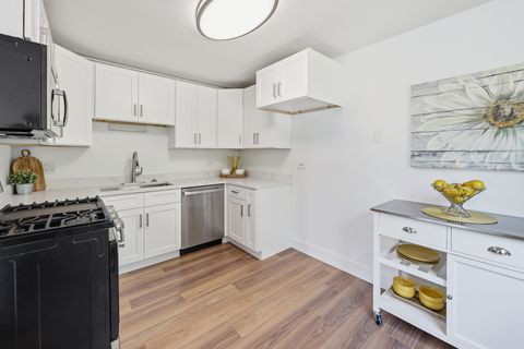 Tiny photo for 127 Fairlane Court #D, Bloomingdale, IL 60108 (MLS # 12706666)