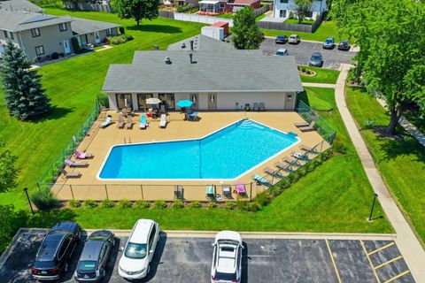 Tiny photo for 127 Fairlane Court #D, Bloomingdale, IL 60108 (MLS # 12706666)