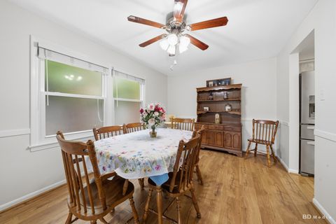 Tiny photo for 9826 Nottingham Avenue, Chicago Ridge, IL 60415 (MLS # 12636608)