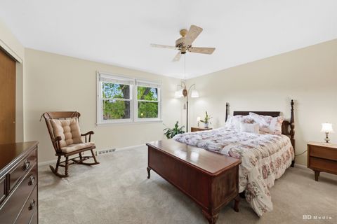Tiny photo for 9826 Nottingham Avenue, Chicago Ridge, IL 60415 (MLS # 12636608)