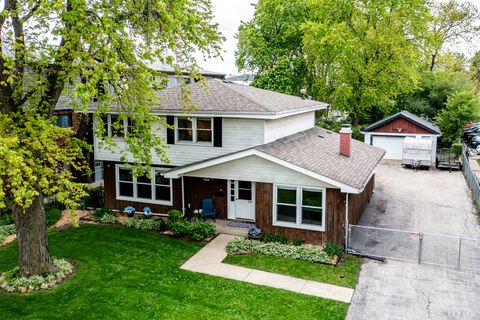 Tiny photo for 9826 Nottingham Avenue, Chicago Ridge, IL 60415 (MLS # 12636608)