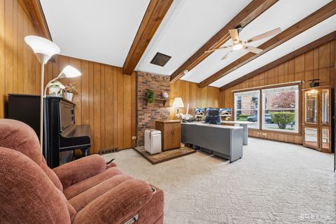 Tiny photo for 9826 Nottingham Avenue, Chicago Ridge, IL 60415 (MLS # 12636608)