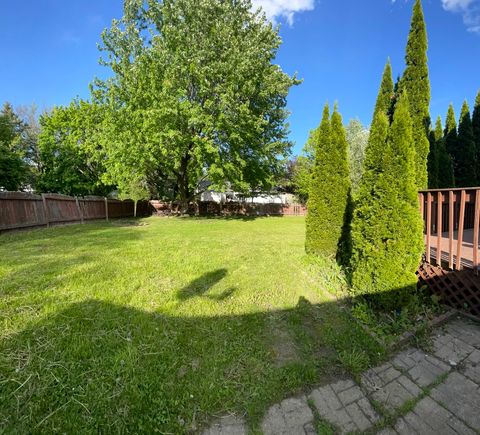 Tiny photo for 1401 Knoll Drive, Naperville, IL 60565 (MLS # 12636430)