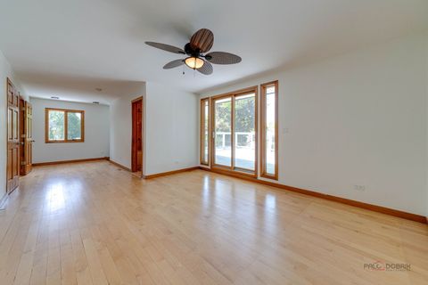 Tiny photo for 423 Ames Street, Libertyville, IL 60048 (MLS # 12380238)