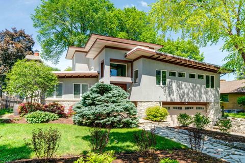 423 Ames Street Libertyville IL 60048