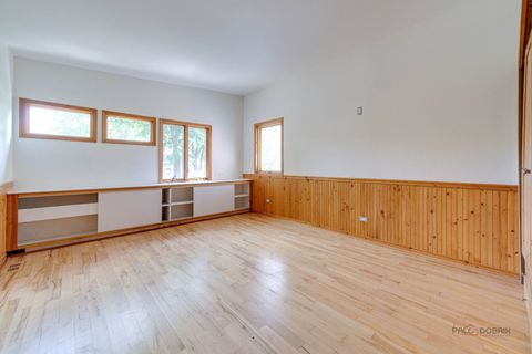 Tiny photo for 423 Ames Street, Libertyville, IL 60048 (MLS # 12380238)