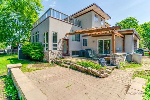 Tiny photo for 423 Ames Street, Libertyville, IL 60048 (MLS # 12380238)