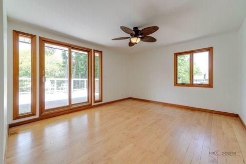 Tiny photo for 423 Ames Street, Libertyville, IL 60048 (MLS # 12380238)