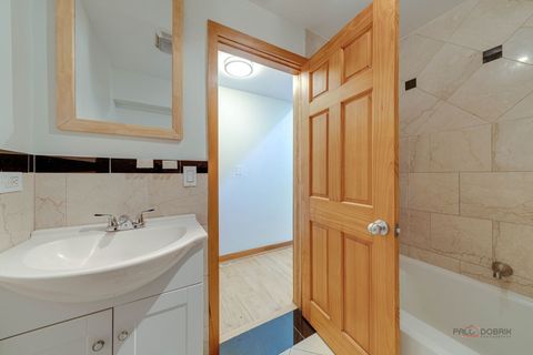 Tiny photo for 423 Ames Street, Libertyville, IL 60048 (MLS # 12380238)