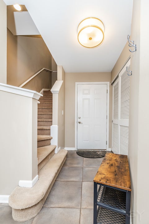 Tiny photo for 947 W 36th Street, Chicago, IL 60609 (MLS # 12681390)