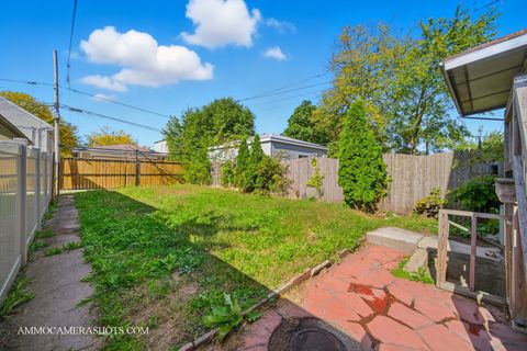Tiny photo for 9342 S Crandon Avenue, Chicago, IL 60617 (MLS # 12509198)