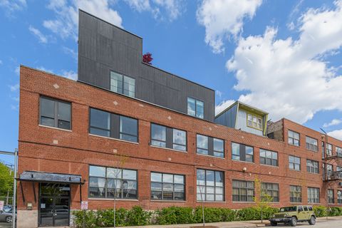 407 N Elizabeth Street 103 Chicago IL 60622