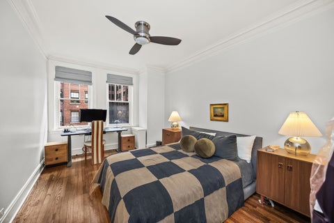 Tiny photo for 3300 N Lake Shore Drive #8D, Chicago, IL 60657 (MLS # 12762863)