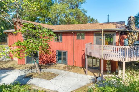 Tiny photo for 124 Deepwood Road, Barrington Hills, IL 60010 (MLS # 12482869)