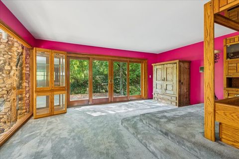 Tiny photo for 124 Deepwood Road, Barrington Hills, IL 60010 (MLS # 12482869)